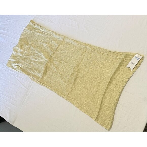 Cruise Club Lurex Infinity Scarf Gold Shimmer NWT - Picture 9 of 9